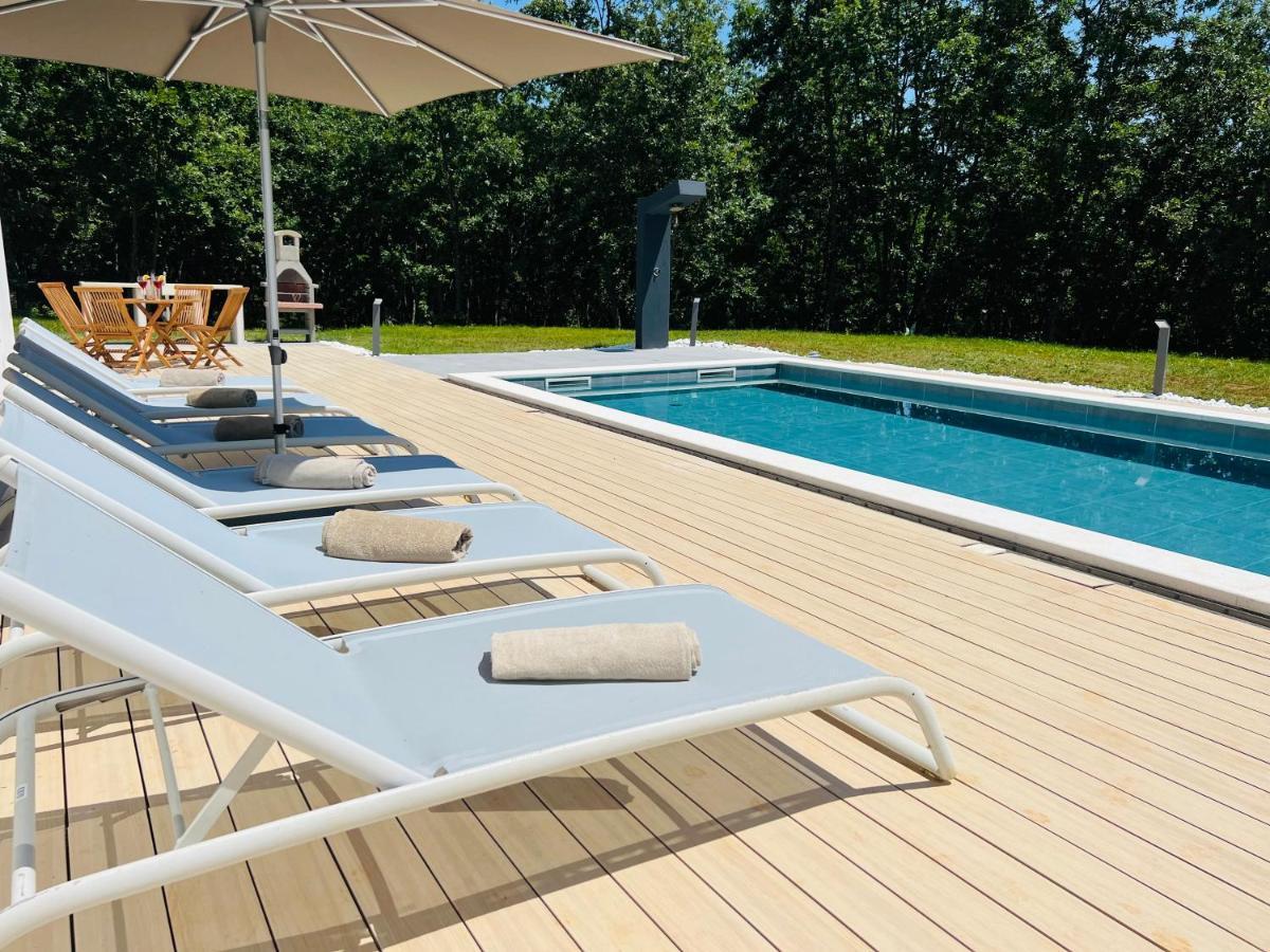 Vila Prisunca Jacuzzi & Swimming Pool Pazin Ngoại thất bức ảnh